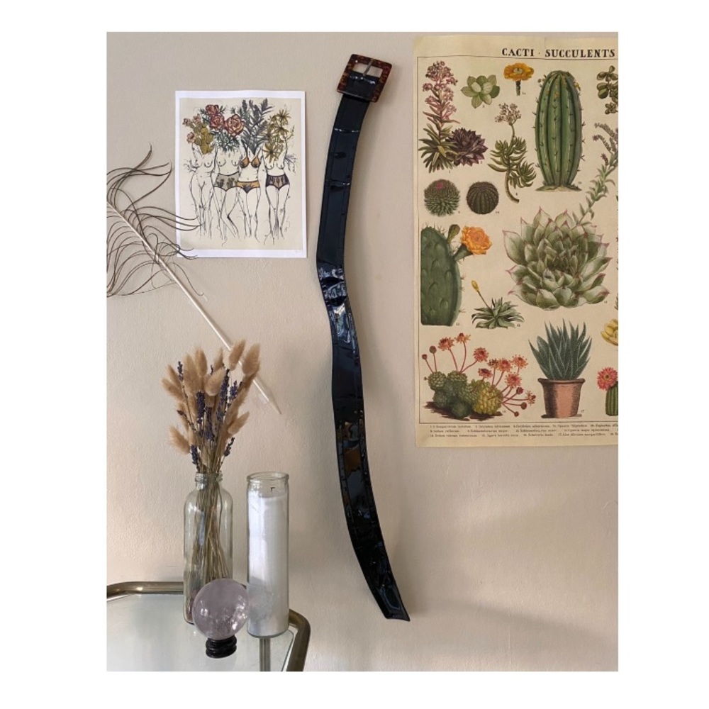 VINTAGE ysl belt (90’s)